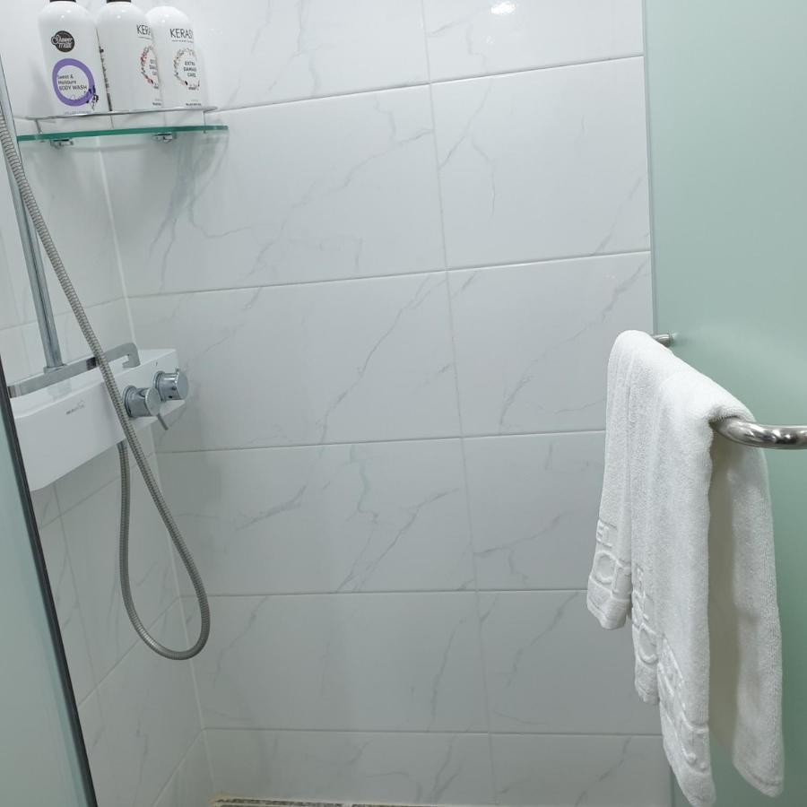 Yeosu Hotel First City ภายนอก รูปภาพ
